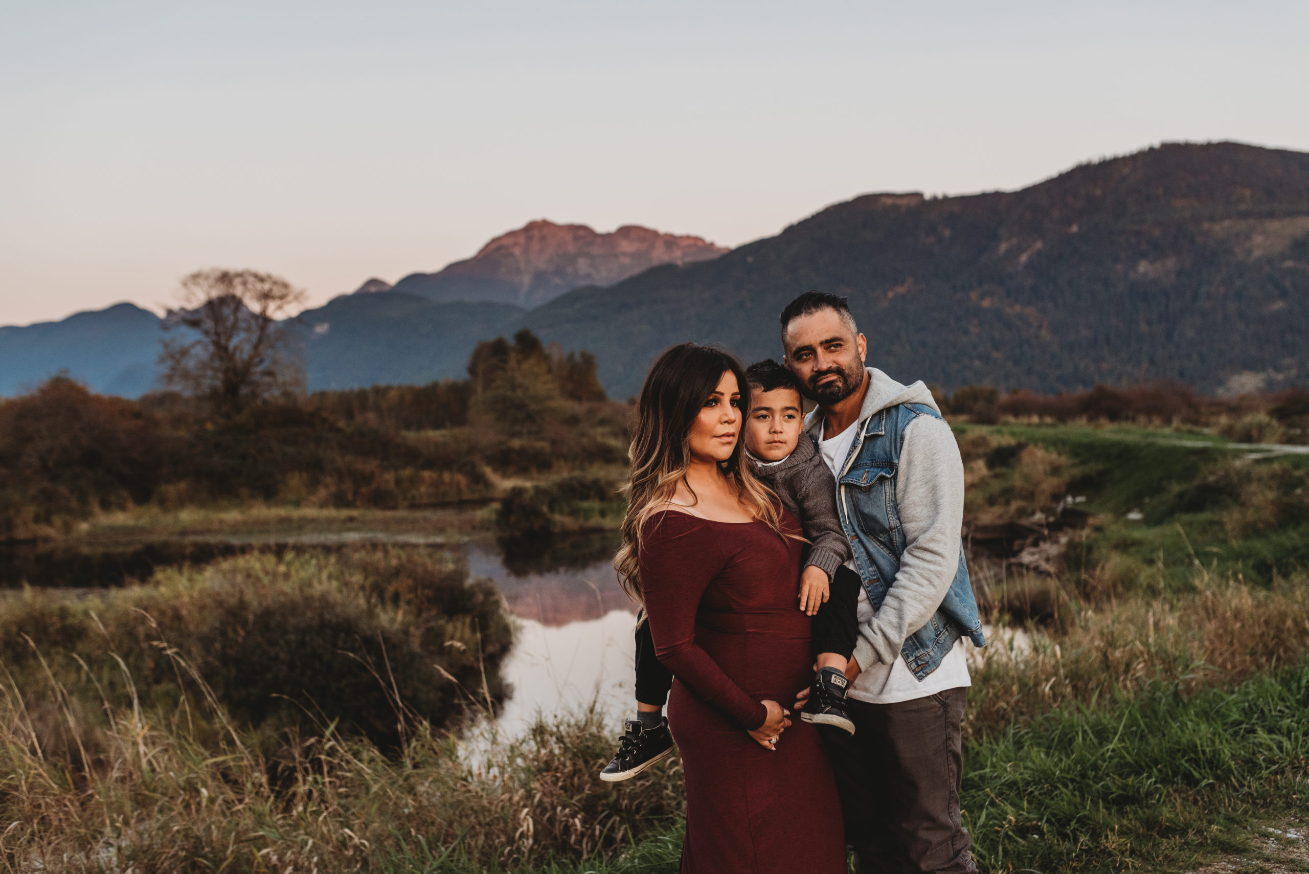 The Calderón Family | Pitt Meadows Family + Maternity Photographer